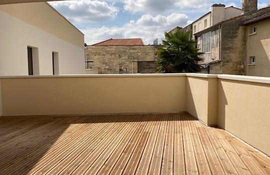 Appartement rénové à vendre à Bordeaux, Carré Capucins - Terrasse